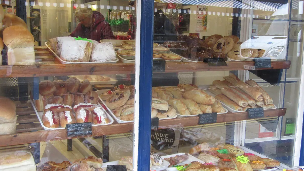 Martins – bakery in Chadderton Park, Chadderton